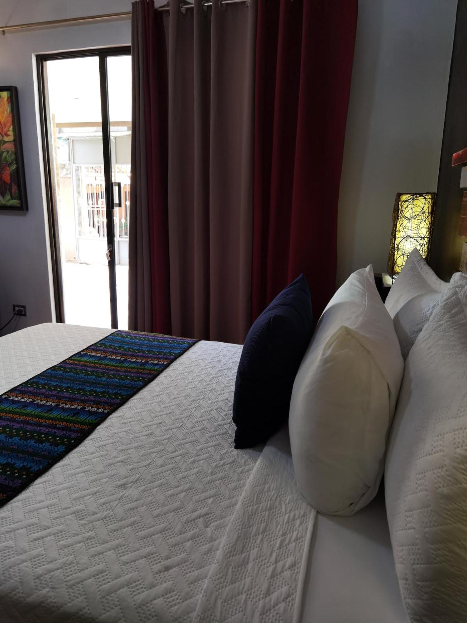 Sunrise House Bed & Breakfast Quepos Eksteriør bilde
