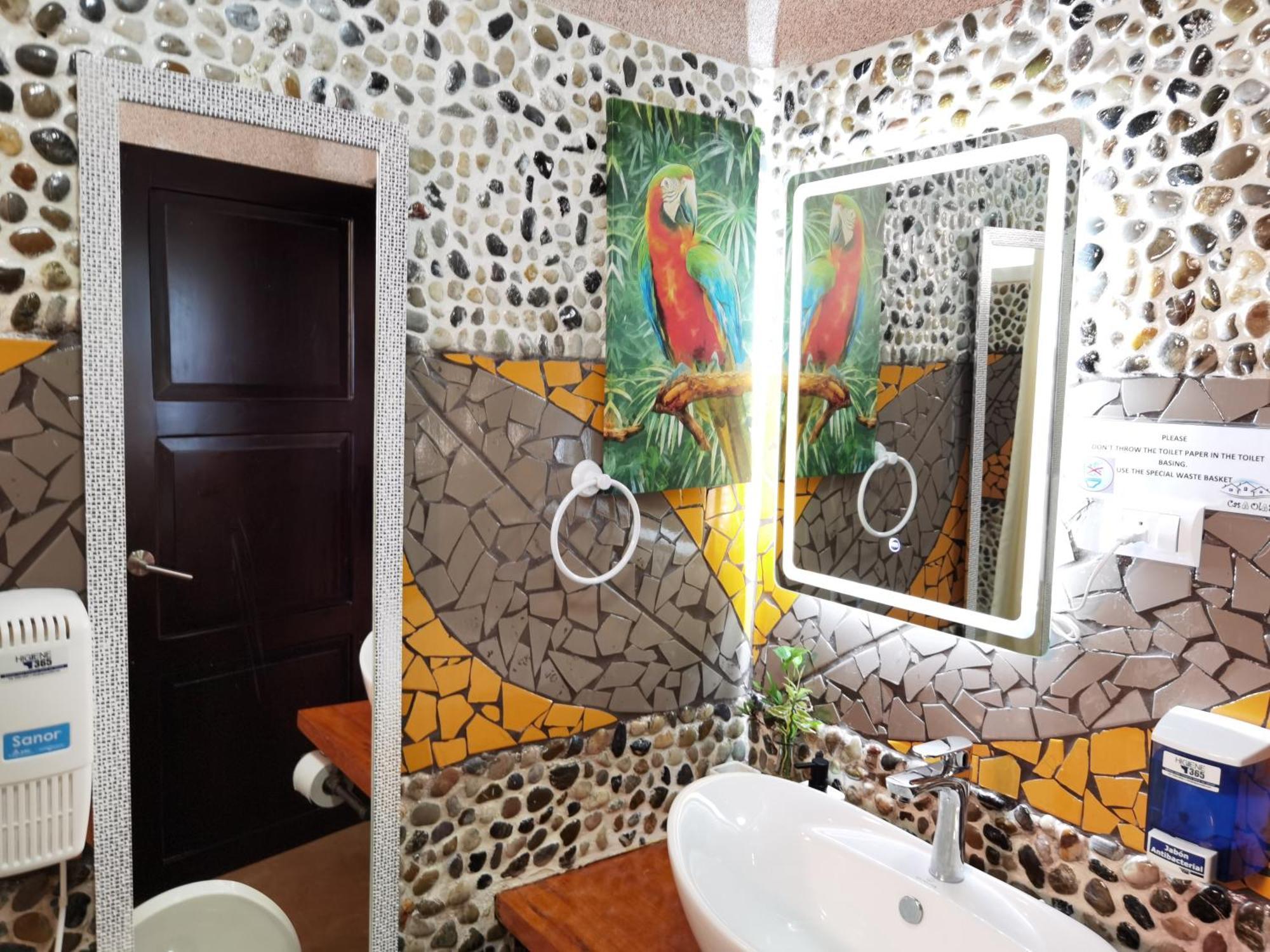 Sunrise House Bed & Breakfast Quepos Eksteriør bilde